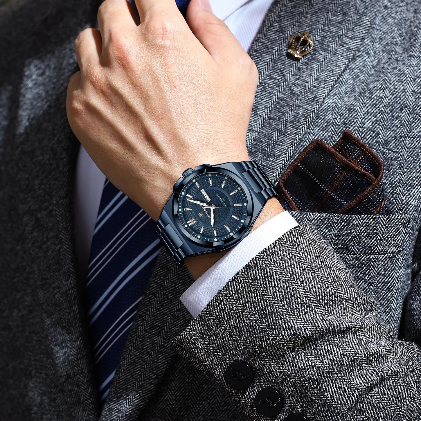 Men Luxury Stainless Steel Watch Waterproof Luminous Quartz Sports Wristwatch