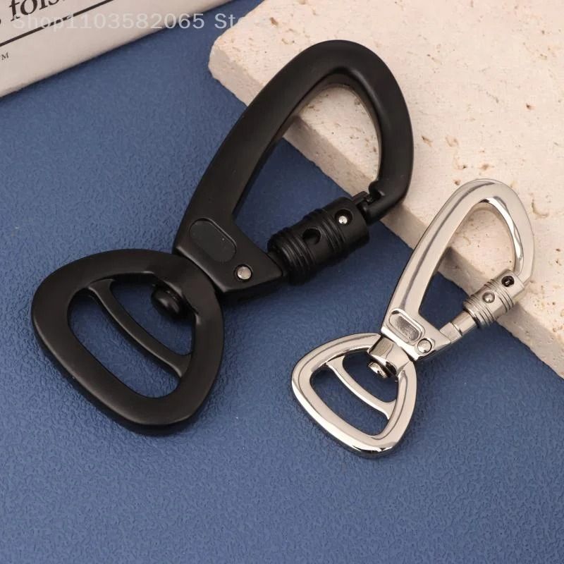 360 Degree Rotatable Carabiner Keychain Hook with Lock