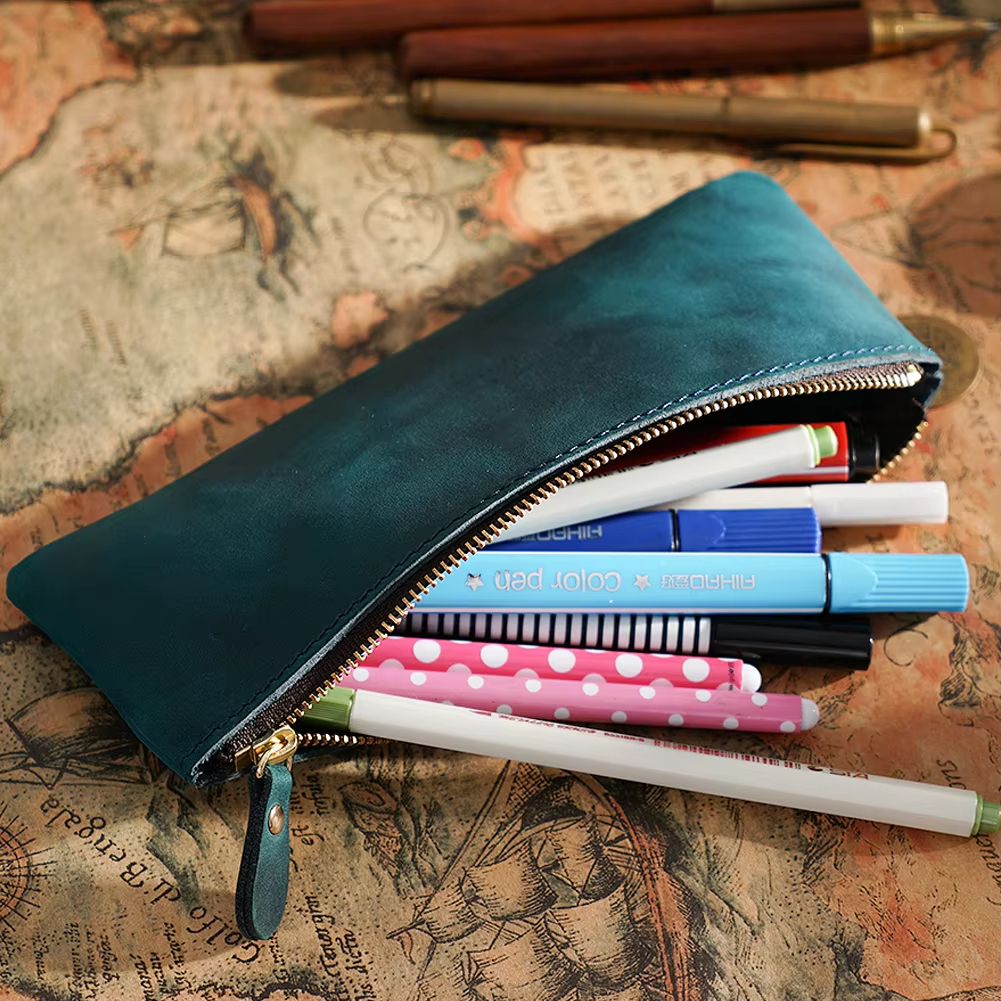 Vintage Genuine Leather Pencil Case – Handmade Large Capacity Zipper Organizer Bag with Patriotic Cow Design