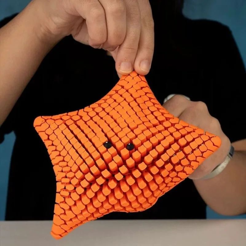 Articulated Starfish Fidget Toy - 3D Printed Stress Relief Desk Decor for Kids & Adults
