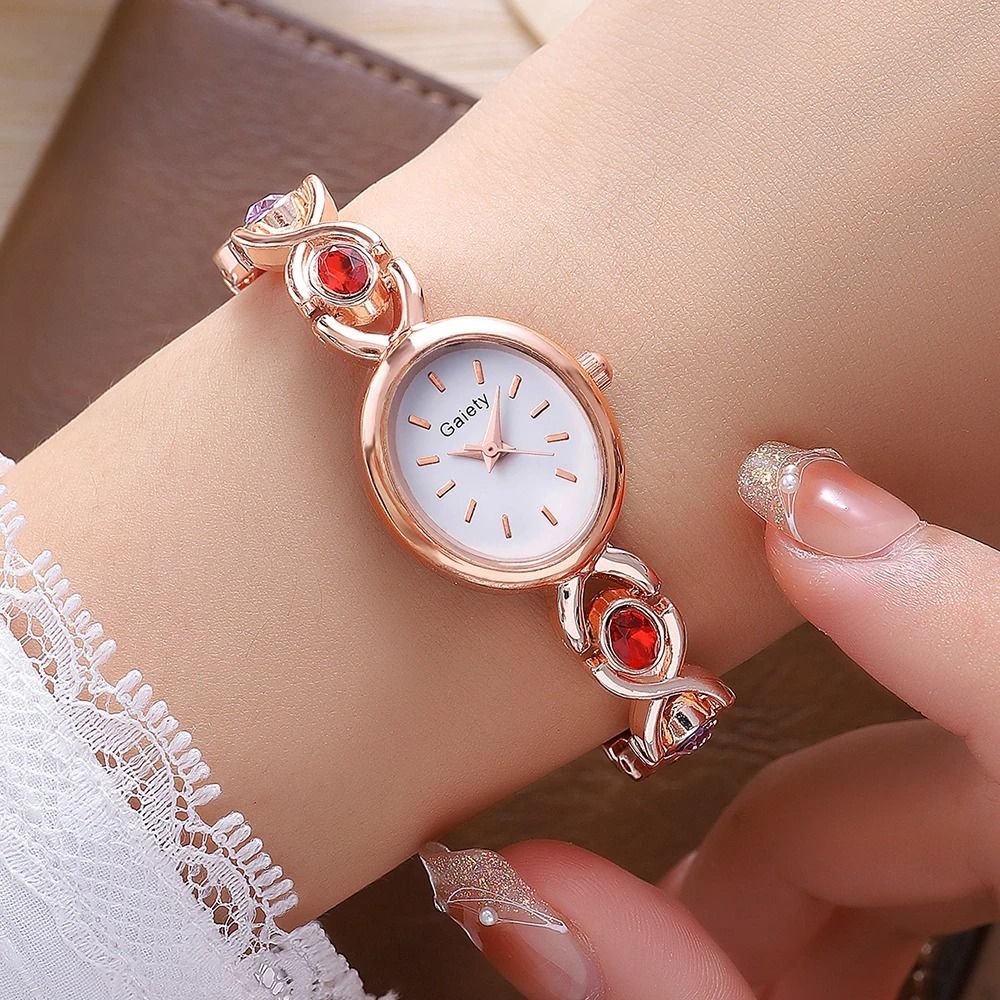 Ladies Retro Oval Rhinestone Luxury Quartz Watch