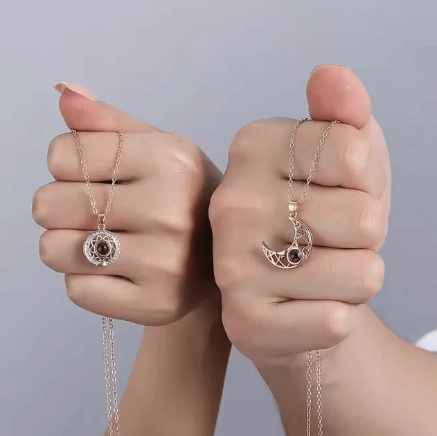 EternalBond 2-Piece Magnetic Couple Necklace – I Love You in 100 Languages Projection Heart Set