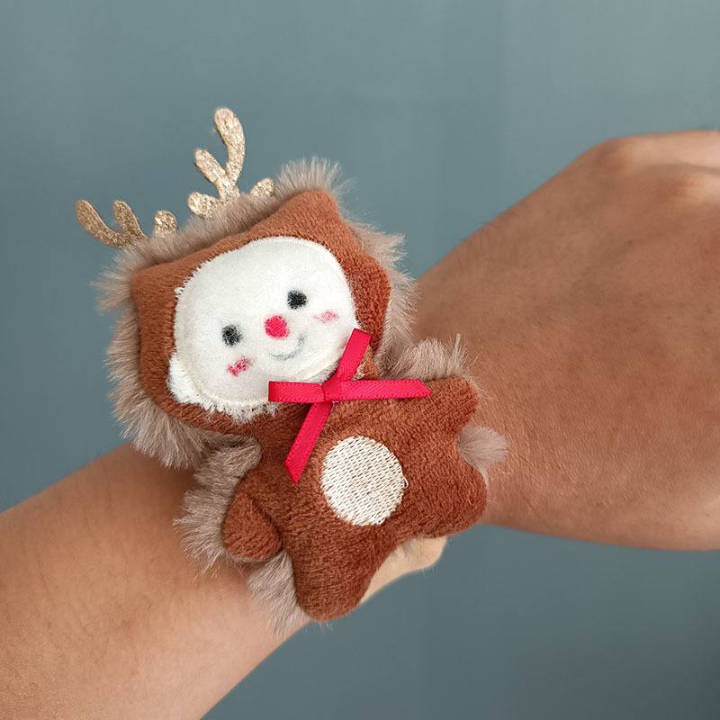 Plush Elk Snowman Circle Bracelet, Christmas Clap Bracelet for Kids, New Year Decor Wrist Band