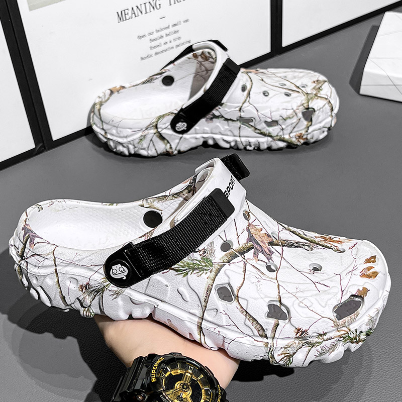 High Quality Men Slippers, Classic Anti-Slip Garden Shoes, Lightweight Casual Sandals, Fashionable Platform Shoes