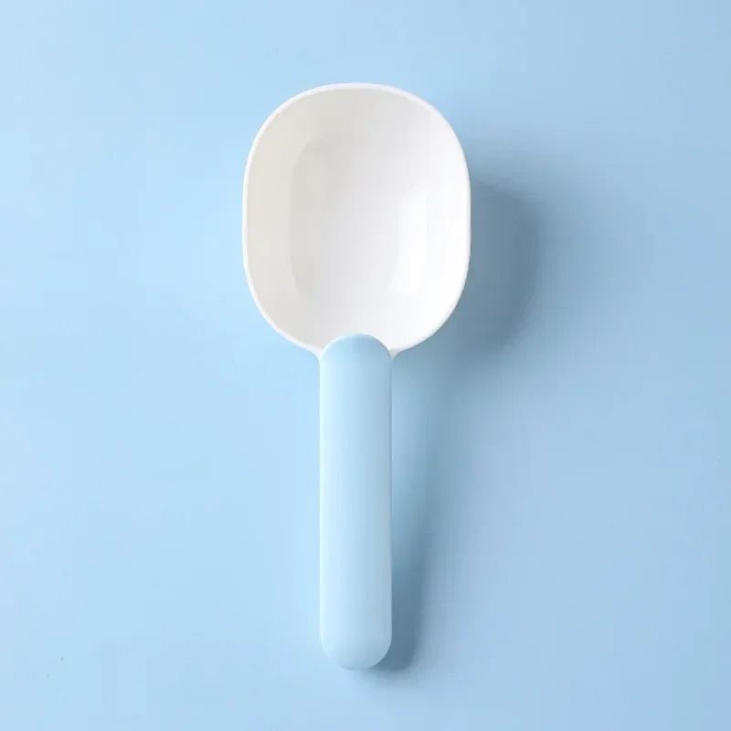 Multifunctional Pet Food Spoon with Sealed Bag Clip and Measuring Design
