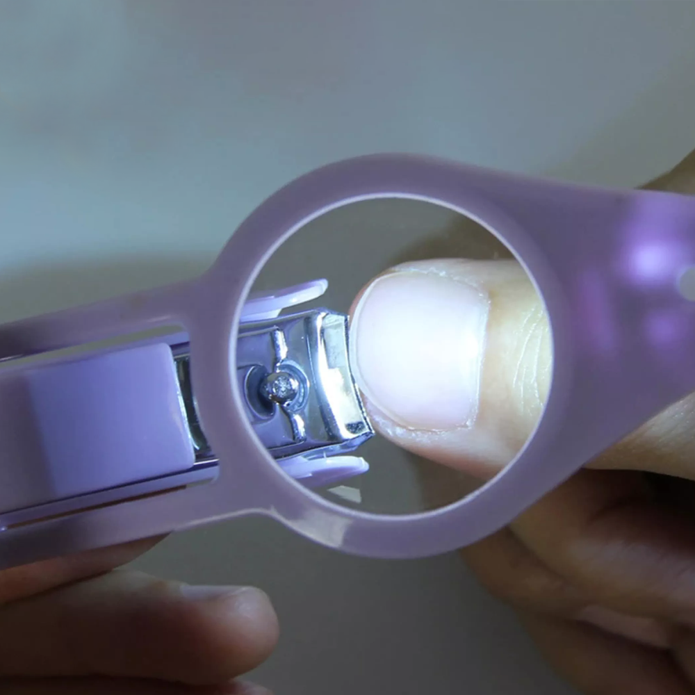 Lighted Nail Clipper with Magnifying Glass | Precision Baby, Pet & Senior Nail Trimmer