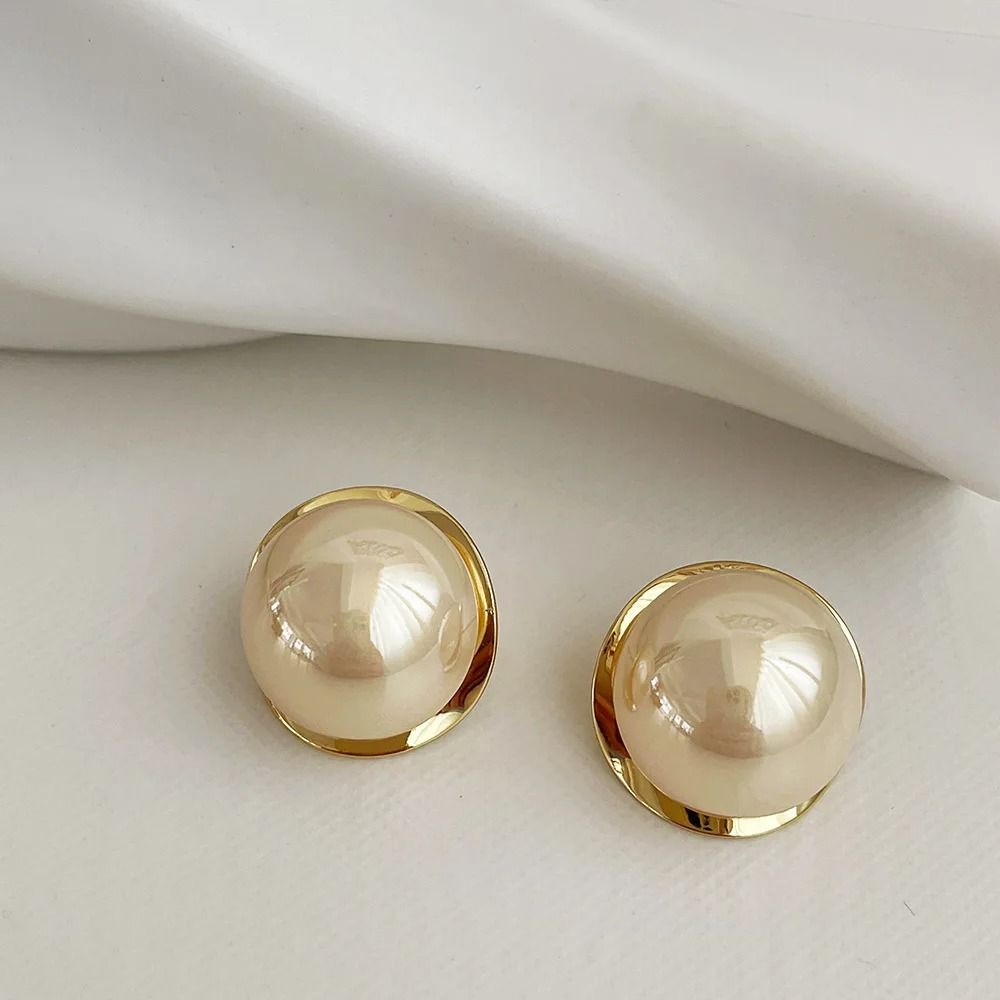 Elegant Gold Tone Pearl Stud Earrings