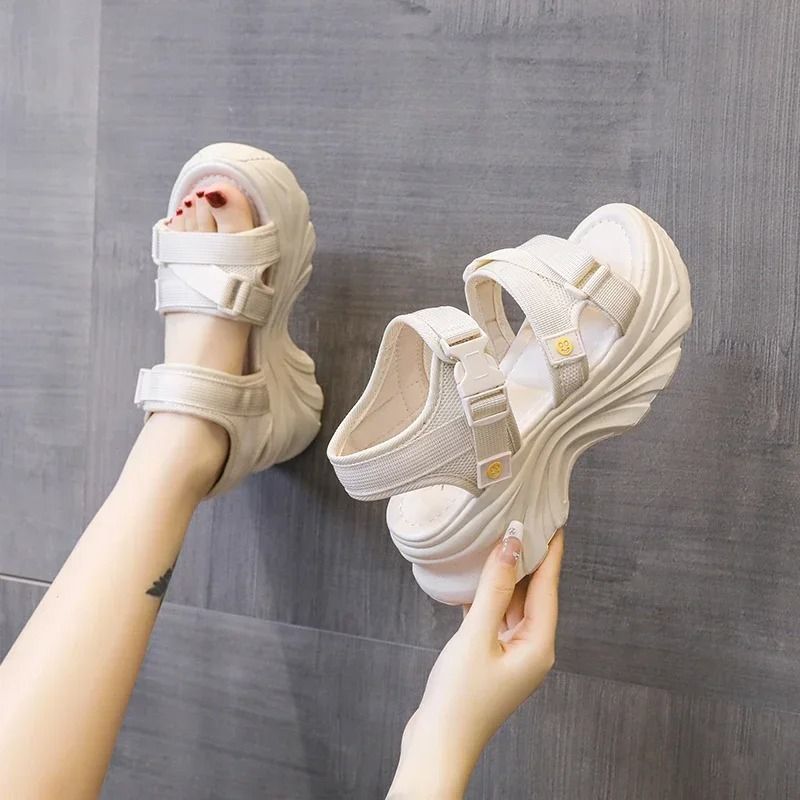 Women's Thick-Soled Beach Sandals – Fashionable Breathable Summer Sneakers