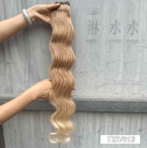 Magicae 30 Inch Ombre Body Wave Synthetic Hair Extension Bundle 200g