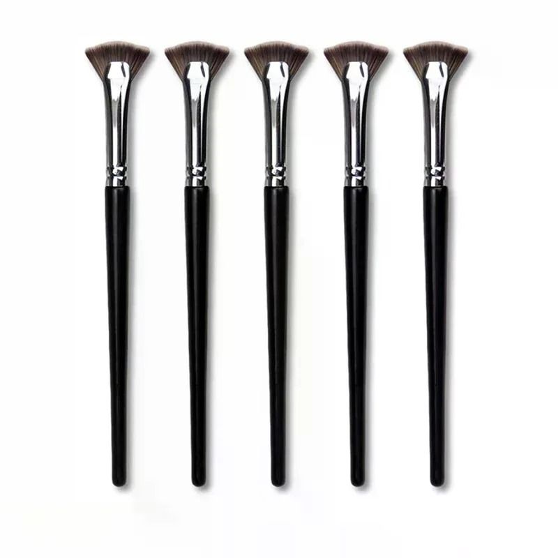 Professional Fan-Shaped Eyelash Brush No Shedding Mascara & Highlighter Smudge Tool