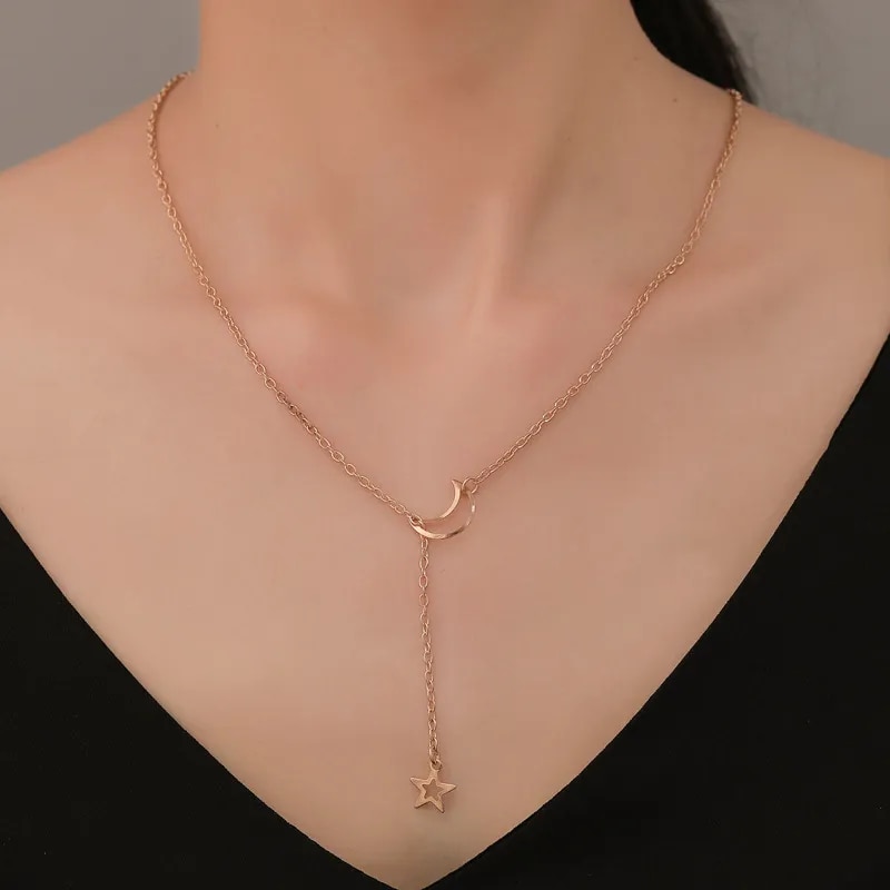Stylish Moon Star Pendant Choker: Elegant Gold Alloy Chain Necklace for Women's Party Jewelry