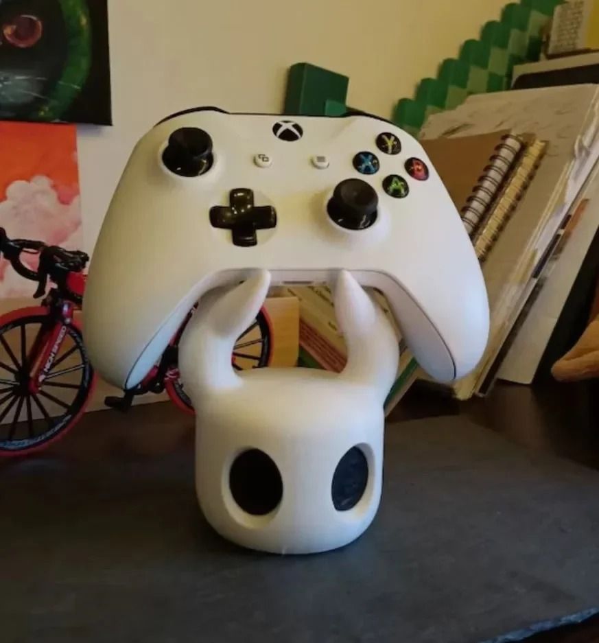 Universal Game Controller Stand with Hollow Knight Theme