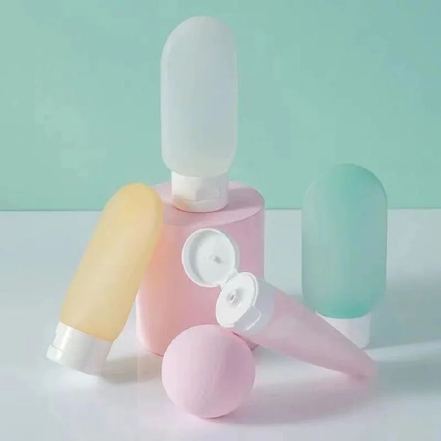 TravelMate 60ml Silicone Travel Bottles – Leakproof Refillable Lotion & Shampoo Containers