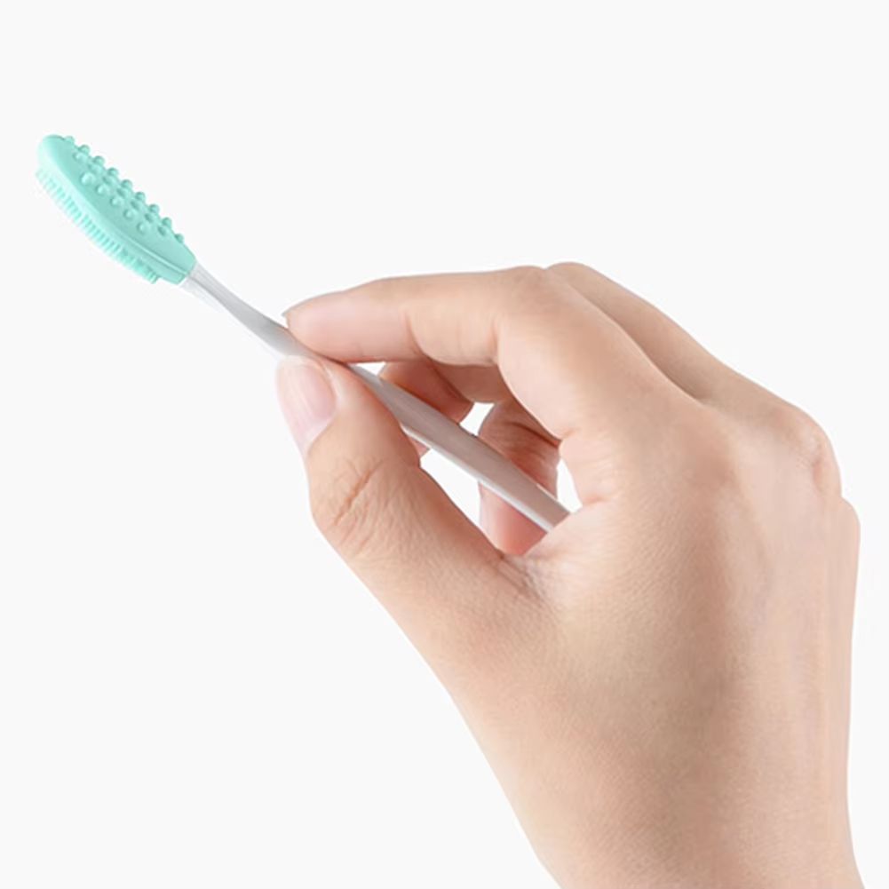 Silicone Face Cleansing Brush with Replacement Heads – Exfoliating Blackhead Removal Tool