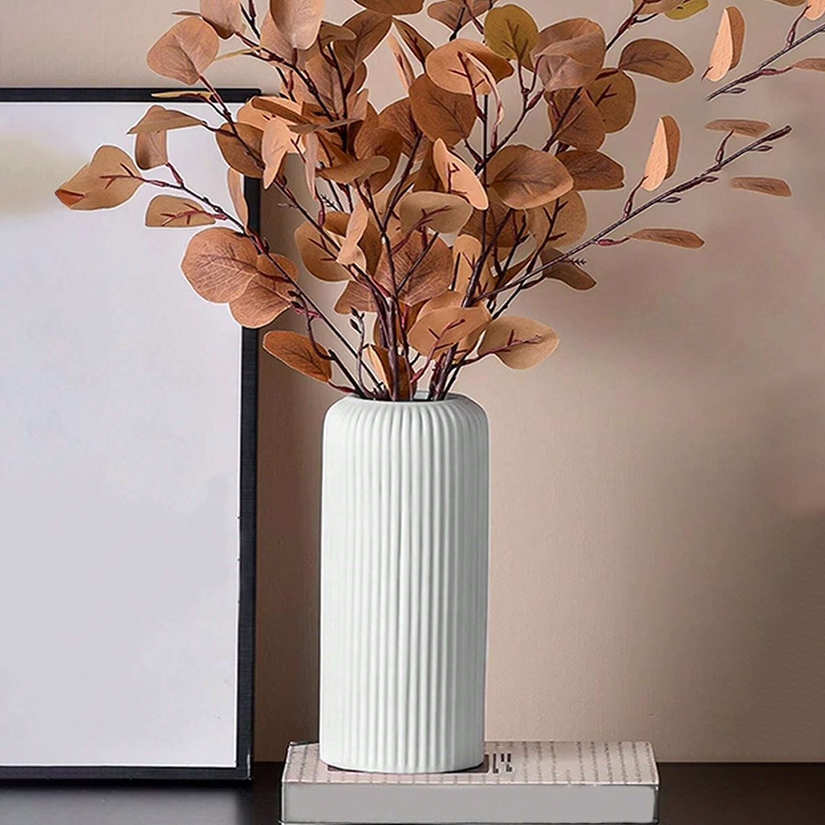 Creative Little Flower Vase, Striped Ceramic-Like Plastic Vase for Floral Arrangement