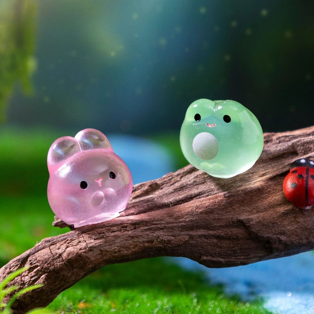 Glow-in-the-Dark Mini Animal Figurines – Luminous Resin Frog & Tiger Fairy Garden Decor