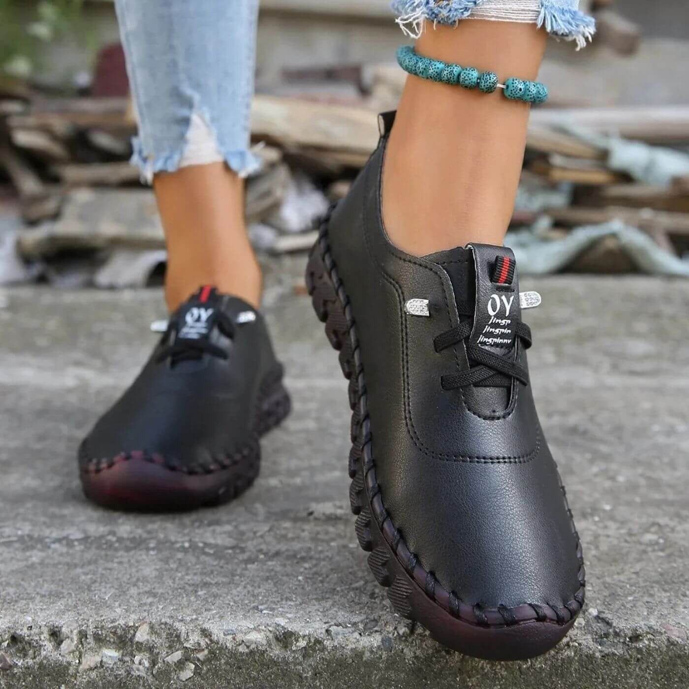 Women Comfortable Outdoor Sneakers
