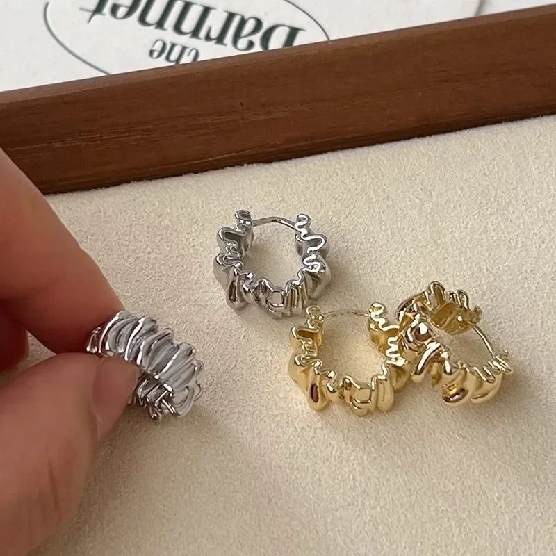 Personality Irregular Wavy Pleated Hoop Earrings