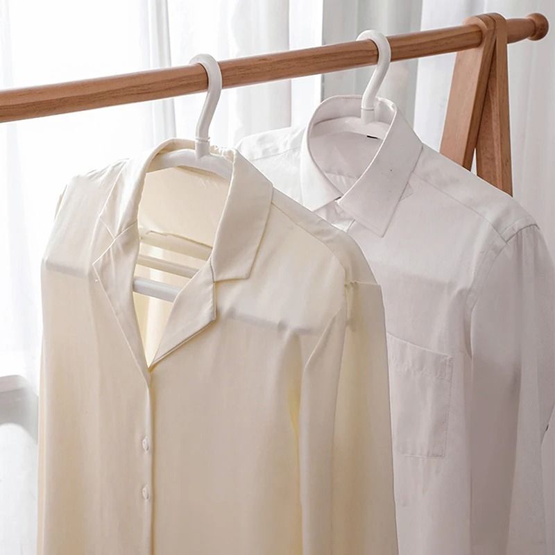 Scalable Plastic Clothes Hanger with Clip Space Saving Closet Organizer