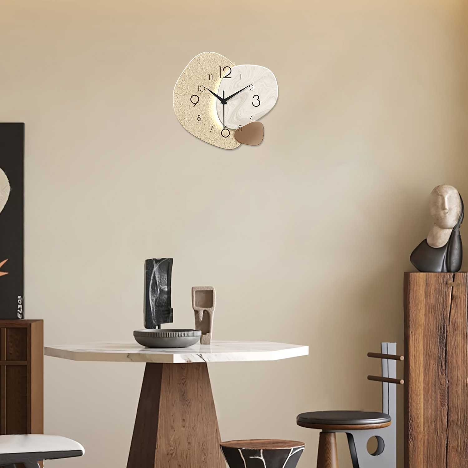 Modern Silent Quartz Wall Clock – Simple Design for Living Room & Bedroom, No Battery Required