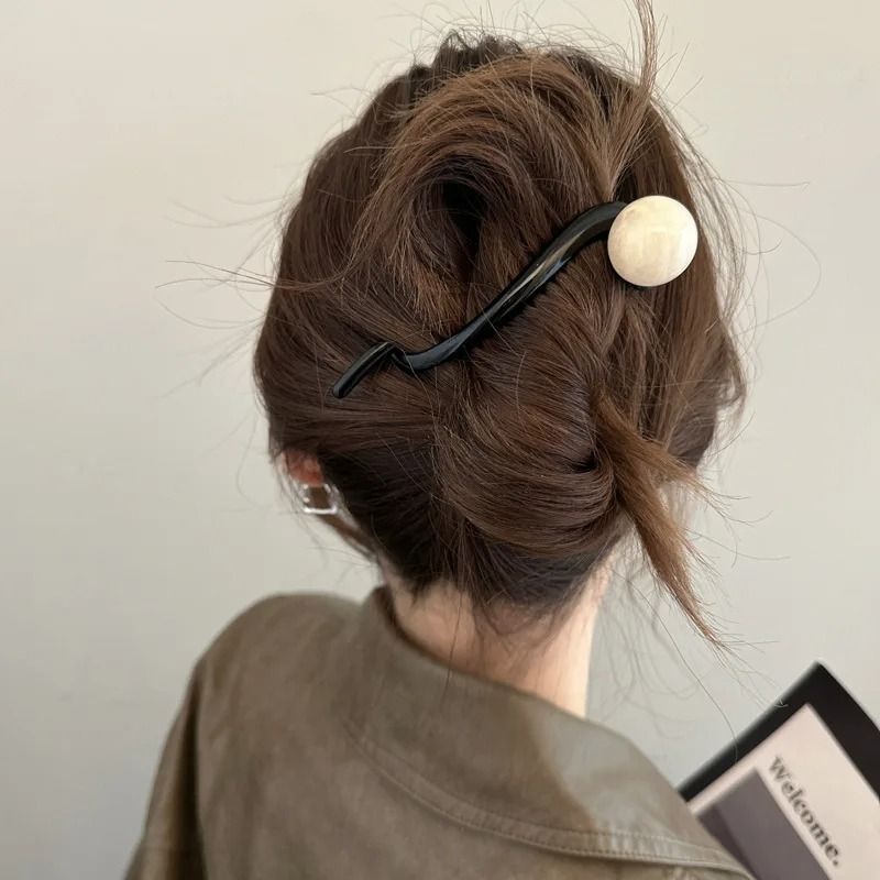 Retro S Shape Twist Hair Clip Hollow Out Ponytail Barrette