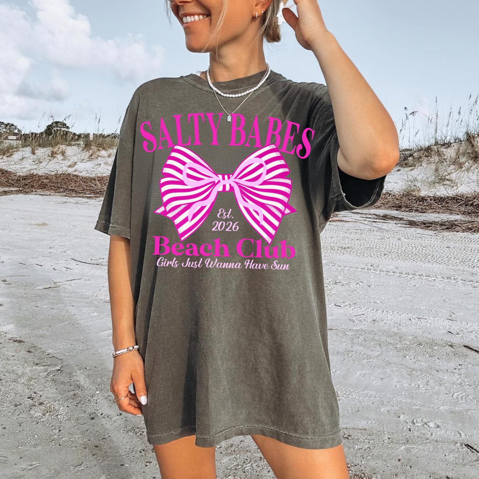 Salty Babes Beach Club Shirt Bow Graphic Summer Beach Vacation Tee