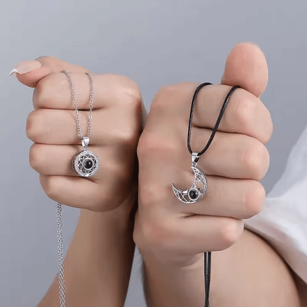 EternalBond 2-Piece Magnetic Couple Necklace – I Love You in 100 Languages Projection Heart Set