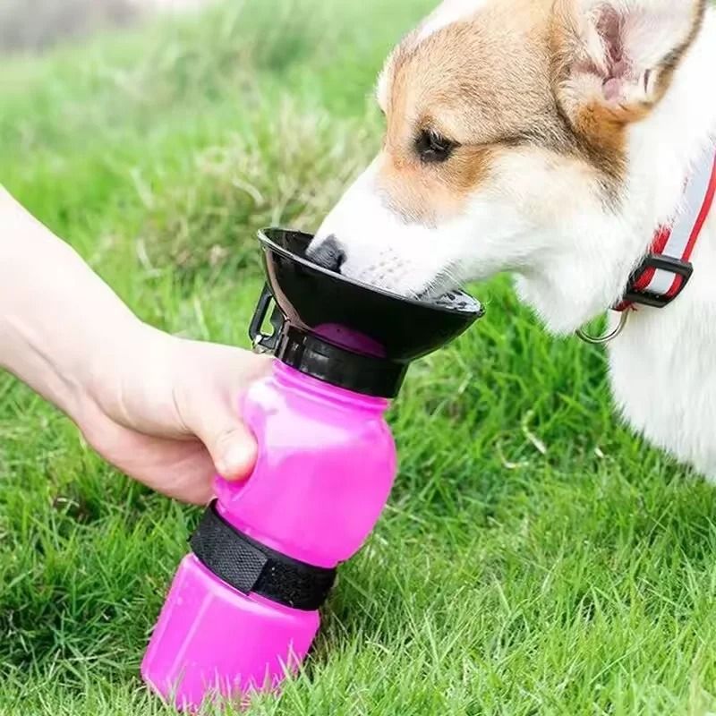 500ml Portable Dog Water Bottle Travel Drinking Cup for Dogs and Cats