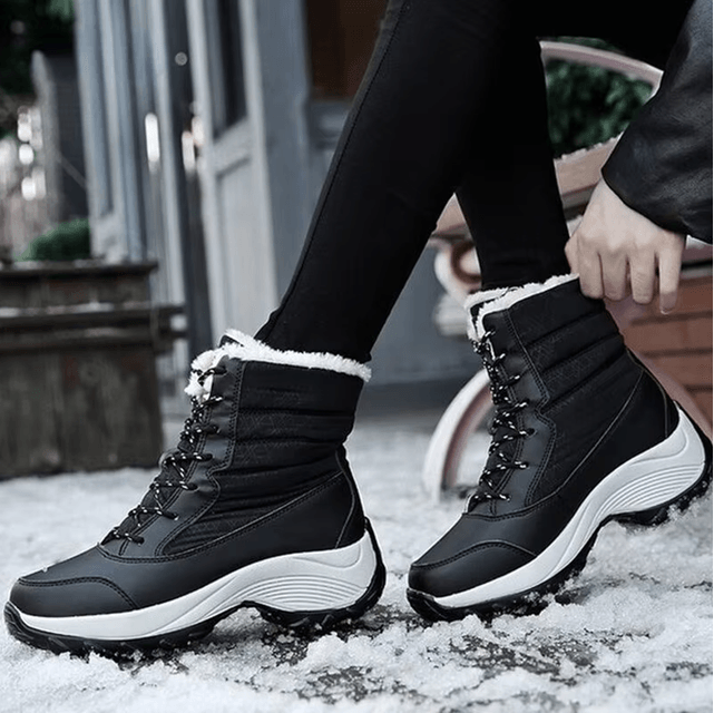 Womens Waterproof Winter Snow Boots with Fur Lining
