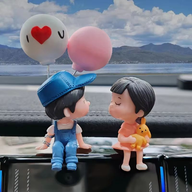 Car Interior Cute Cartoon Balloon Ornament – Dashboard Decoration for Couples (1/2 pcs)