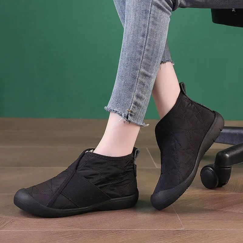 WomenS Plush Lined Winter Snow Boots