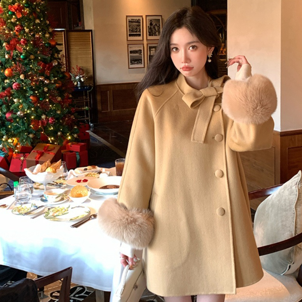 Womens Winter Fashion Outerwear, Double Faced Cashmere Coat with Real Fox Fur, Autumn Winter Gentle Wool Cape
