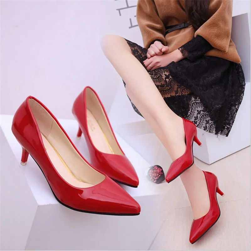 Elegance Lift Medium Heel Pumps for Women