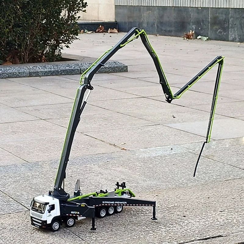 Alloy Concrete Pump Truck Model