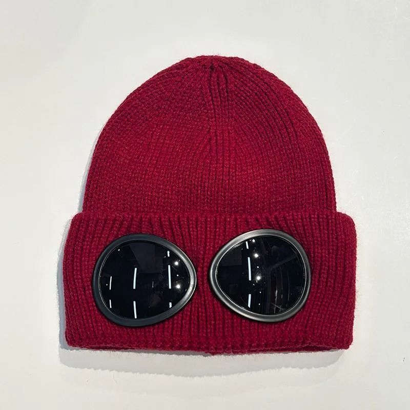 Thermal Knitted Beanie with Integrated Protection Glasses
