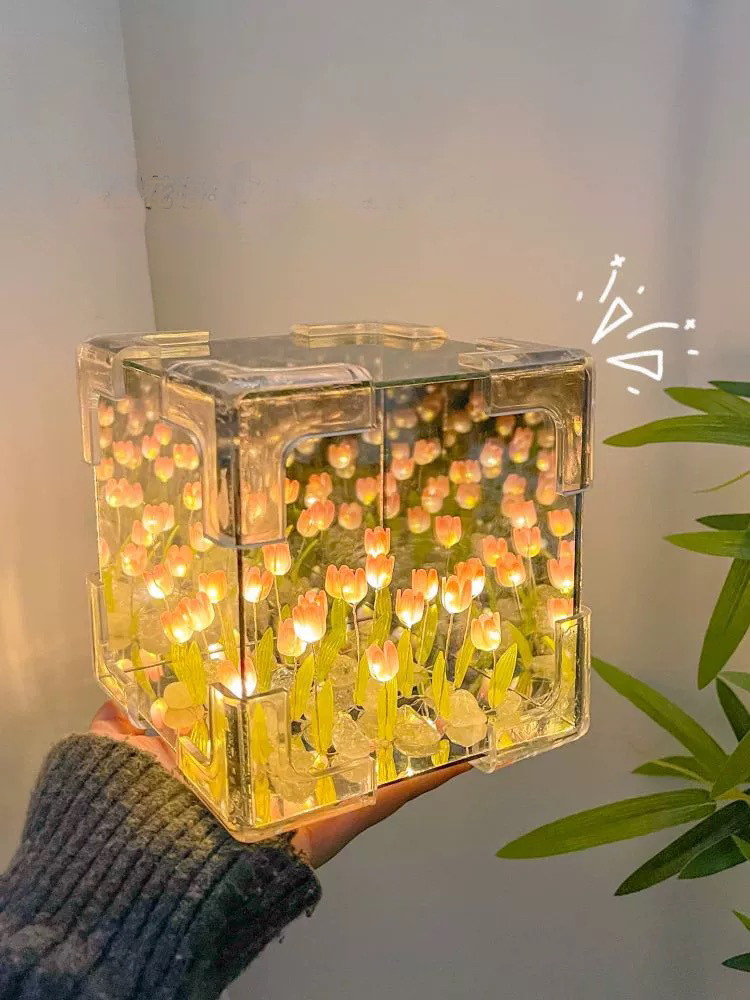 Tulips Handmade Craft Simulation Flower Table Lamp, Mirror Night Light, Perfect for Room Decoration and Birthday Gift