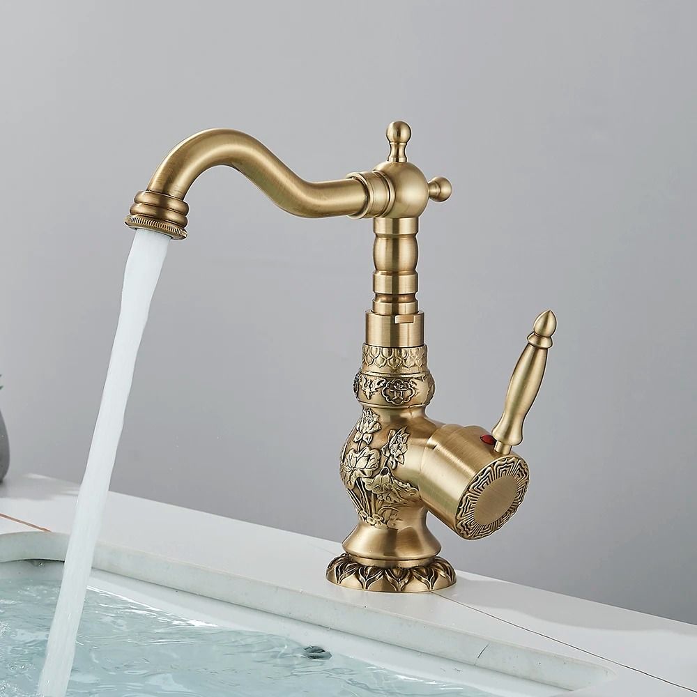 Retro Brass Antique Bronze Kitchen Faucet – Deck Mounted Single Handle Mixer