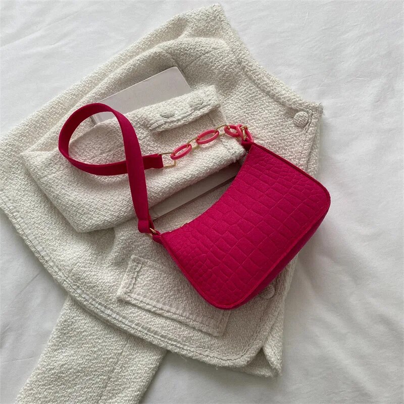 Retro Casual Small Square Shoulder Bag, Trendy, Compact, and Versatile Autumn Fashion