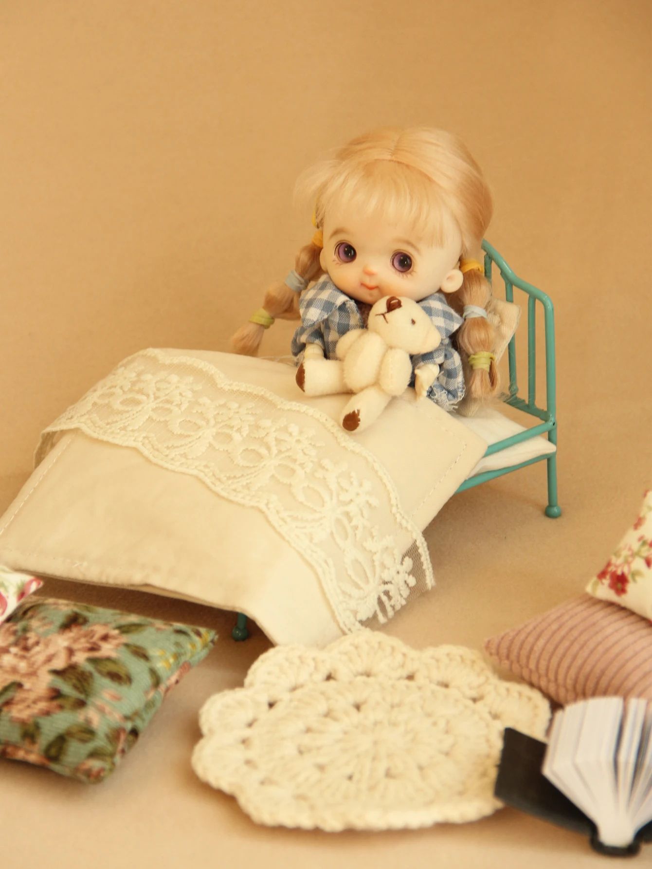 Miniature Dollhouse Furniture Gift Box Set