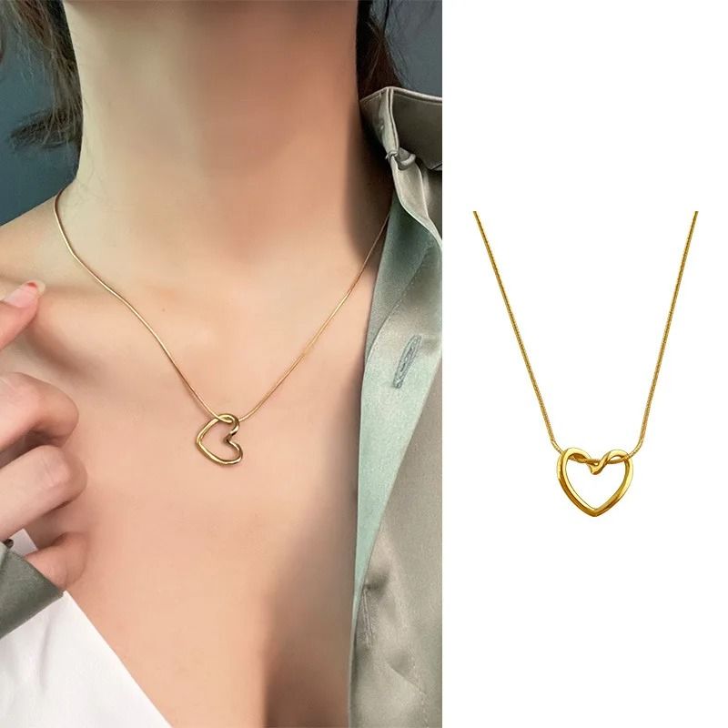 Fashion Twist Heart Pendant Necklace 18K Gold Plated Stainless Steel Chain for Women and Girls