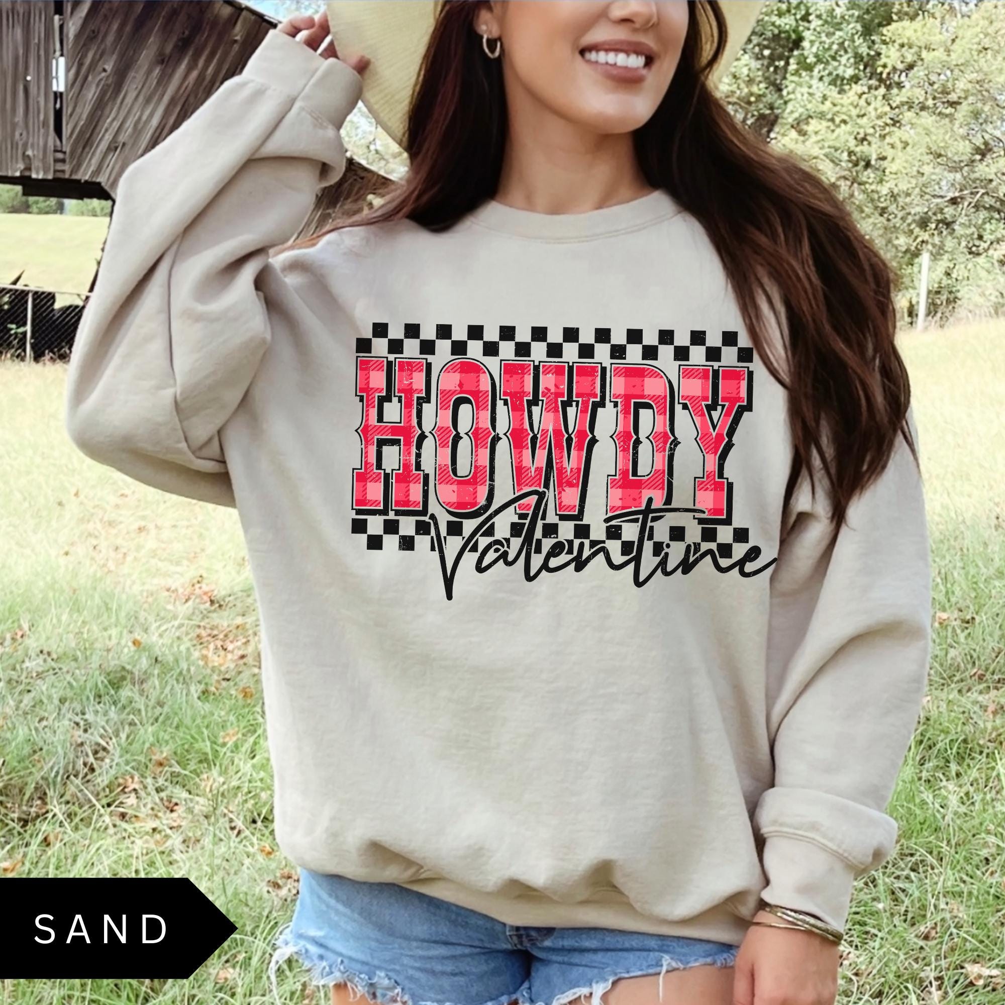 Retro Western Valentine Sweatshirt, Howdy Valentine Sweatshirt, Trendy Western Valentine's Day Shirt, Valentine's Shirt