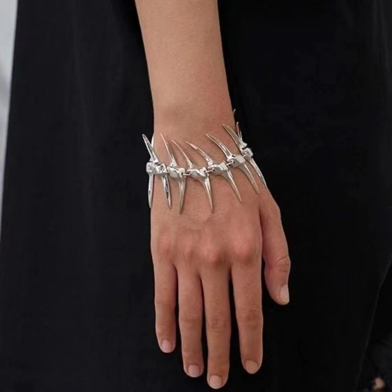 Thorn Fish Bone Link Chain Bracelet Fashion Charm Bangle and Couple Jewelry for Parties