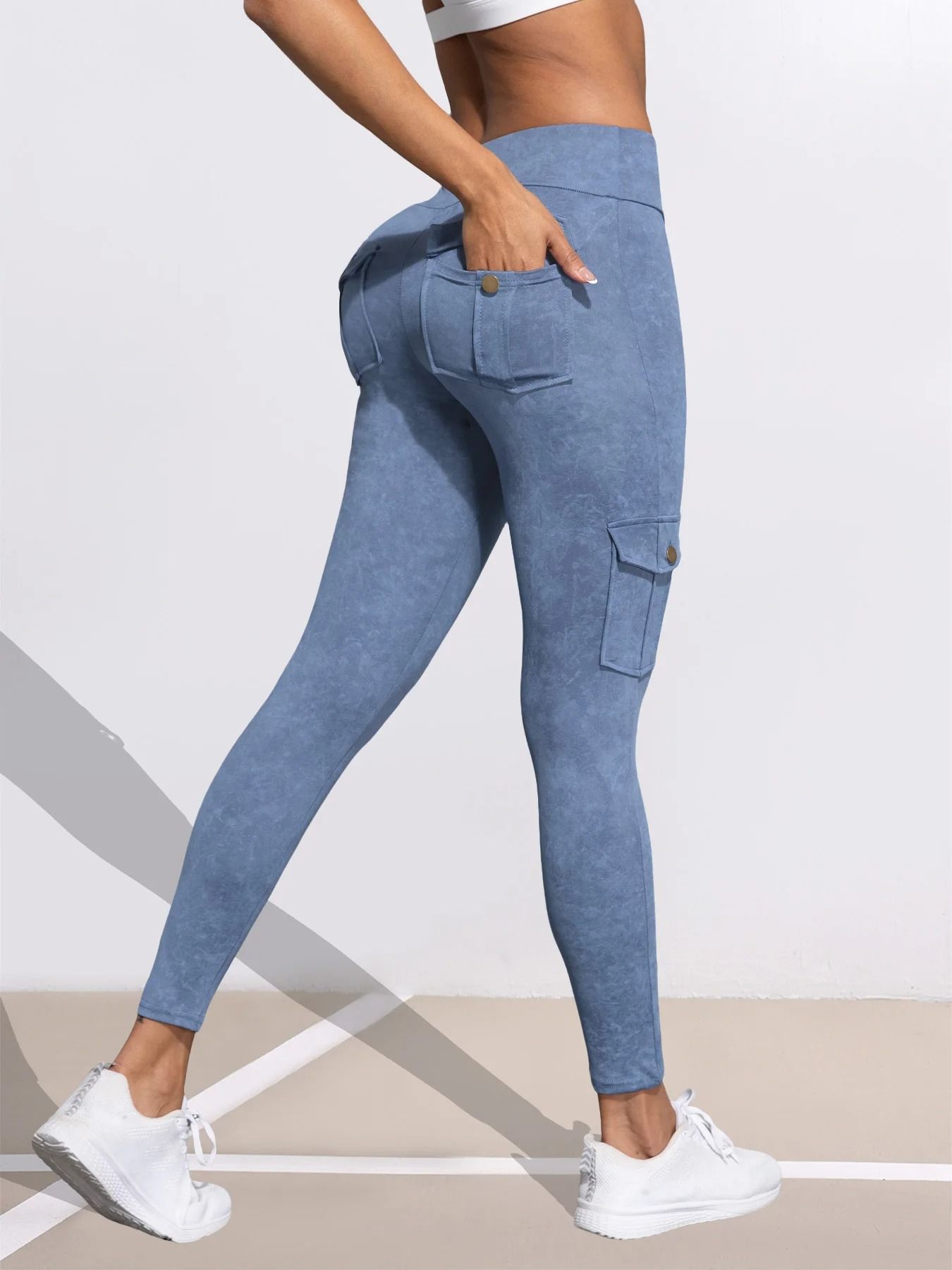Womens Butt Lifting Leggings with Side Pocket and Washed Print Design
