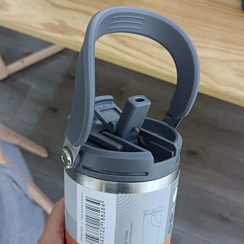 Vacuum Flask Car Water Bottle, 304 Stainless Steel Coffee Cup with Leak-Proof Lid, Handle & Non-Slip Base