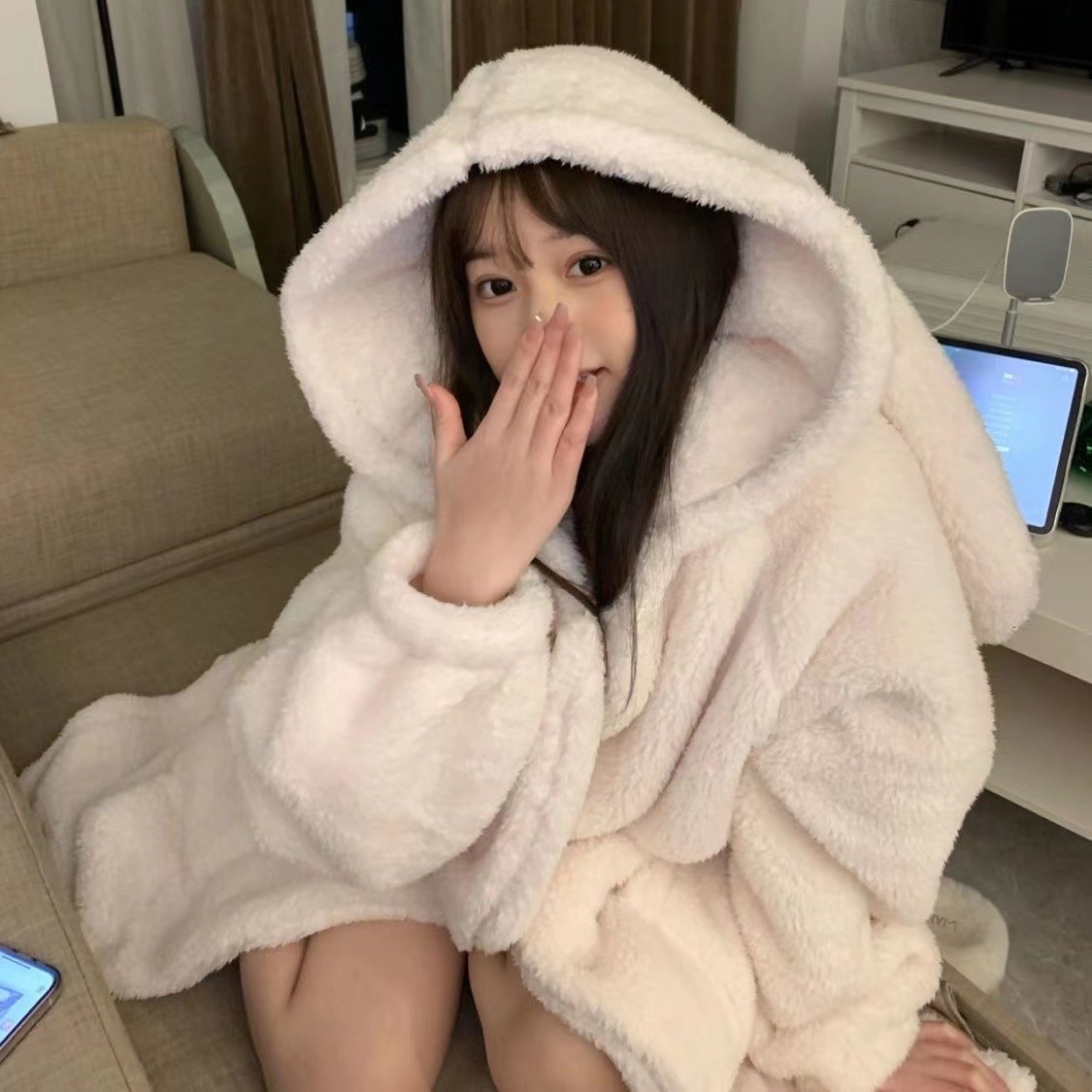 Rabbit Ears Ins Girls Pajamas, Autumn and Winter Ladies Warm Pajamas, Cartoon Robe Bathrobe, Cozy Homewear for Students