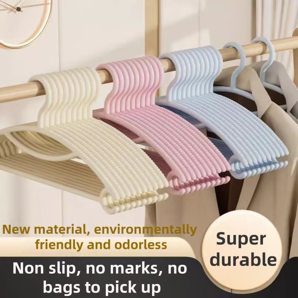 Expanded Wide Shoulder Anti Slip Clothes Hangers Heavy Duty Weather-Ready Hangers for Indoor and Outdoor Drying (20PCS)