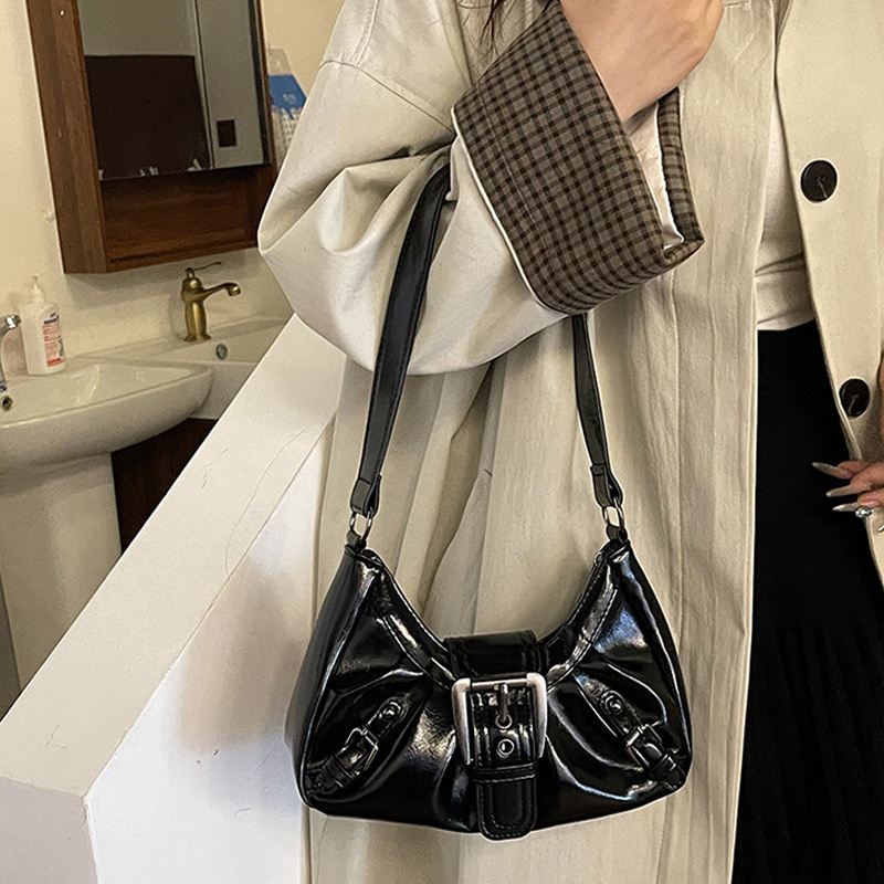 Retro Pleated Hobo Shoulder Bag Stylish Maillard Underarm Handbag for Women Perfect for Travel & Shopping