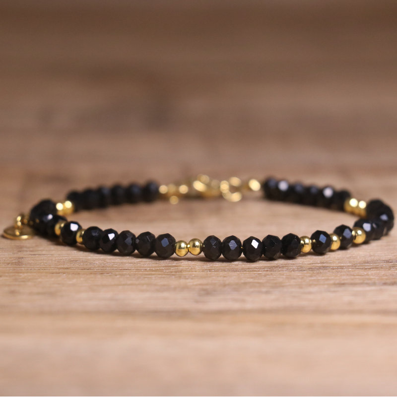 Adjustable Gold Plated Bracelet Natural Black Spinel Hematite Beads for Women.