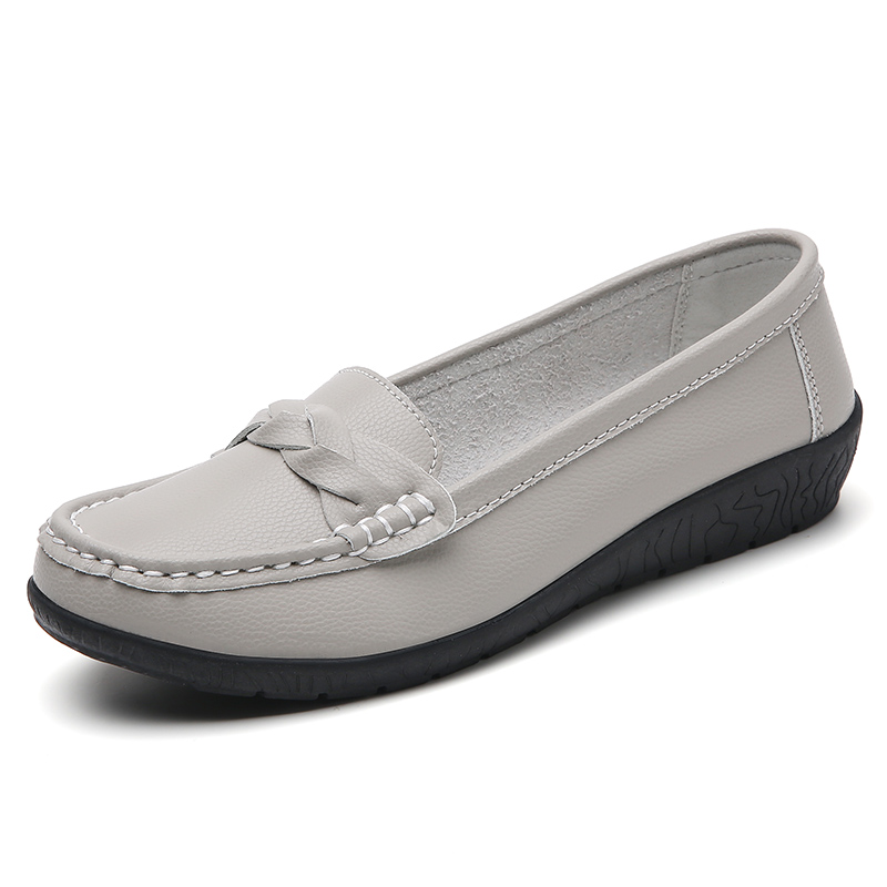 Women Leather Moccasins Shoes, Round Toe Flats, Slip On Black Casual Shoes
