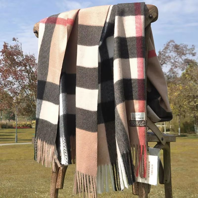 Plaid Winter Scarf for Women Luxury Warm Foulard Fashion Accessory